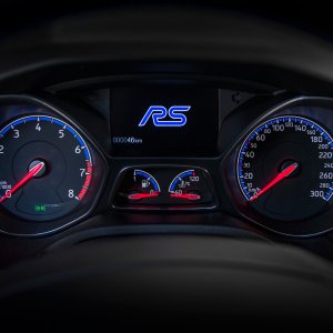 2016-Ford-Focus-RS-instrument-cluster2.jpg