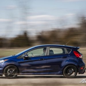 2016-Ford-Fiesta-ST-108-876x535.jpg