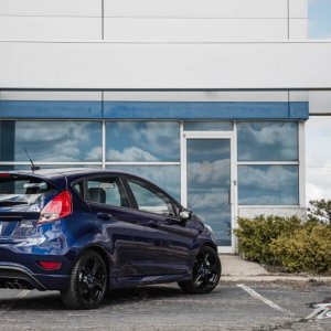 2016-Ford-Fiesta-ST-117-876x535.jpg