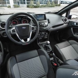 2016-Ford-Fiesta-ST-135-876x535.jpg