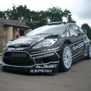 fiesta_rs_wrc_blk_07.jpg