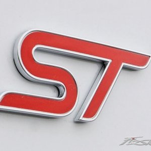 fiesta-st-badge.jpg