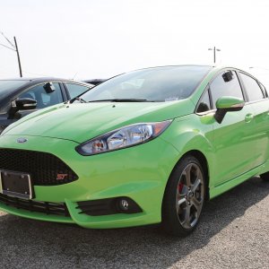 fiesta-st-green-envy-01.jpg